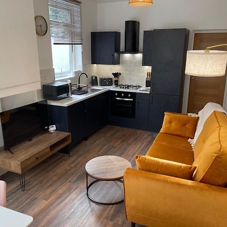 Flat 2, 297 Gillott Road, B16 0Rt Daire Birmingham Dış mekan fotoğraf